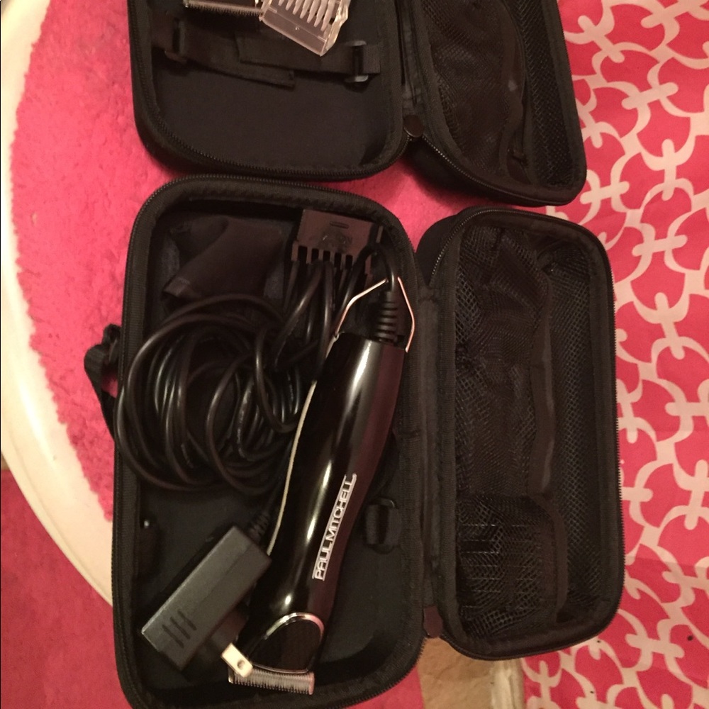 Paul Mitchell trimmers an clippers
